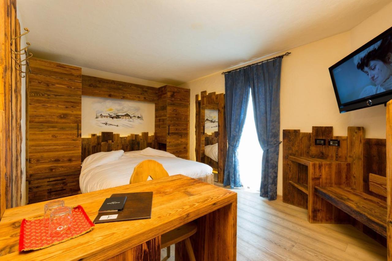 Hotel Pontiglia 리비뇨 외부 사진