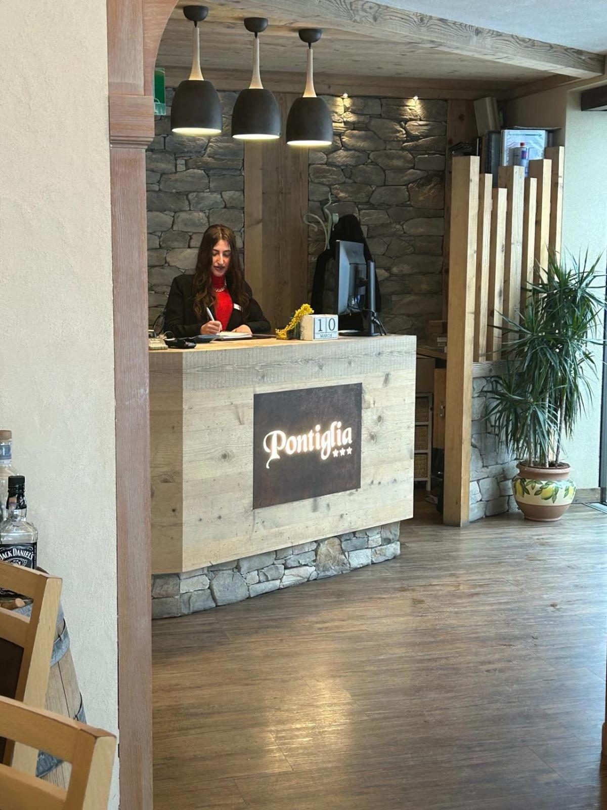 Hotel Pontiglia 리비뇨 외부 사진