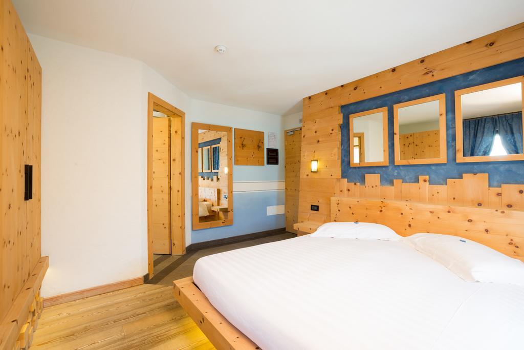 Hotel Pontiglia 리비뇨 외부 사진